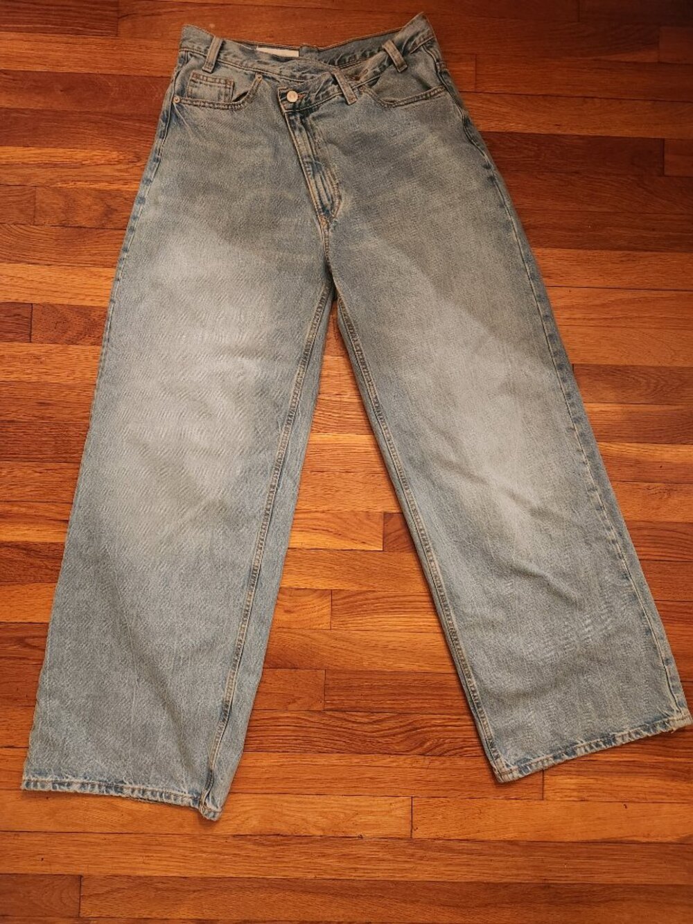 ZARA wide leg asymmetric waist jeans